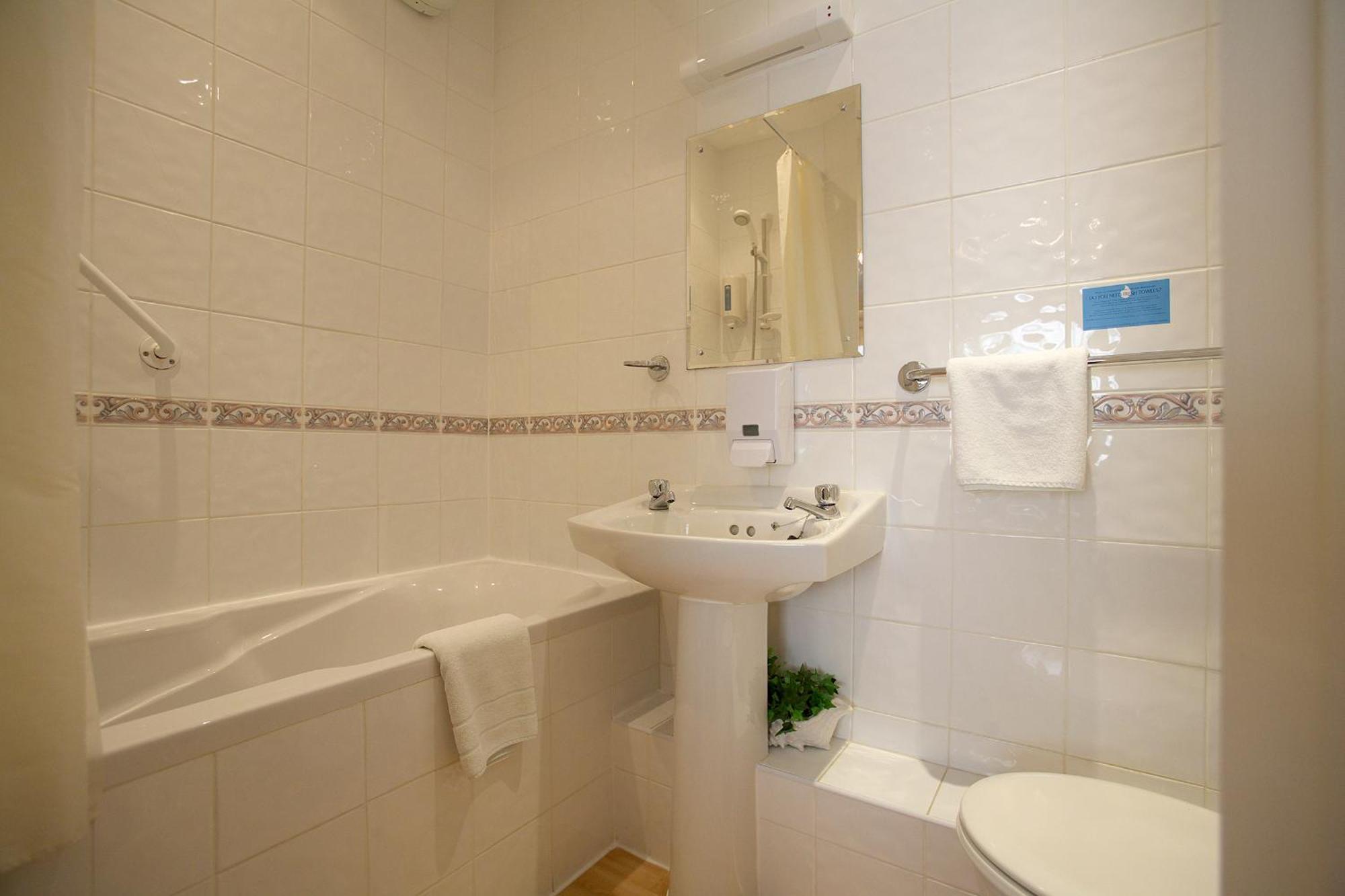Moonraker House Hotel Стратфорд на Ейвън Екстериор снимка